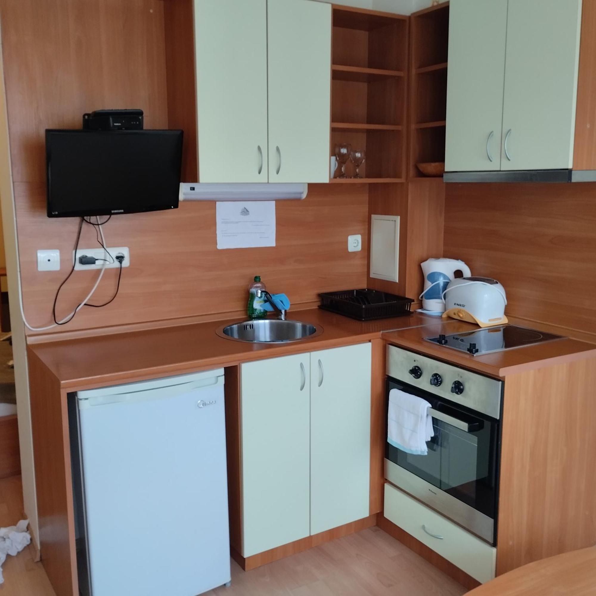 Sa Services Private Apartments, Eagle Rock Complex Beli Iskar Buitenkant foto