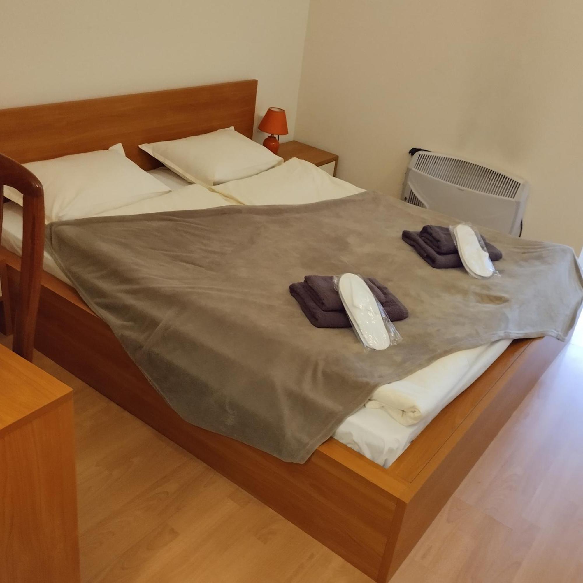 Sa Services Private Apartments, Eagle Rock Complex Beli Iskar Buitenkant foto