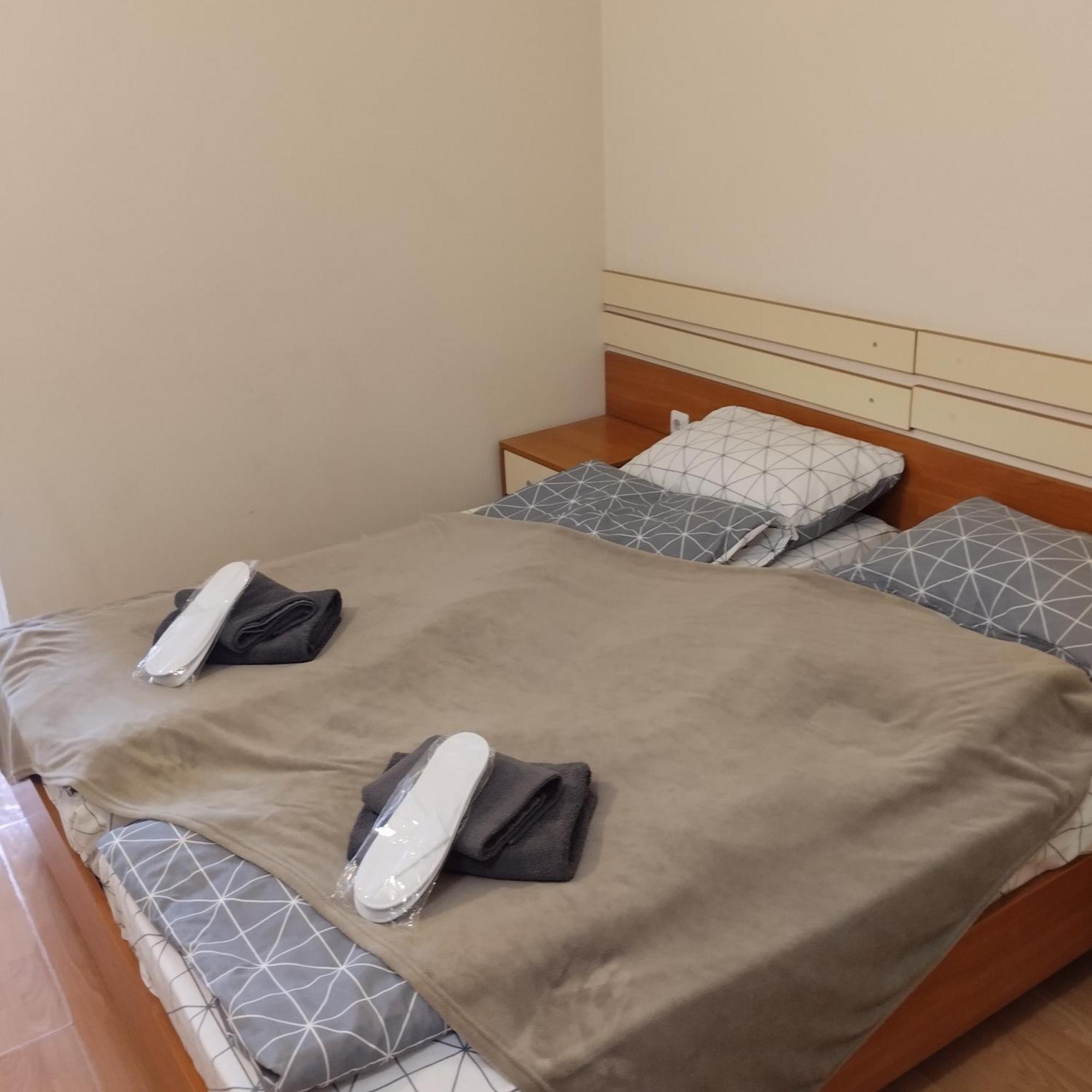 Sa Services Private Apartments, Eagle Rock Complex Beli Iskar Buitenkant foto